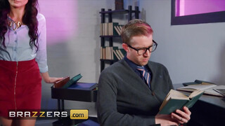 Brazzers - Valentina Bianco méretes pélót kap