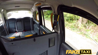 Fake Taxi - Barbie Sins hátsó bejáratba kefélve