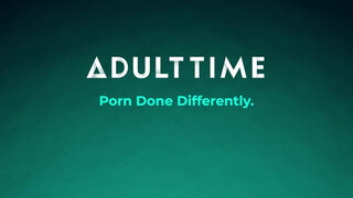ADULT TIME - nagy keblű világos szőke nagy didkós barnával ollózik és közösül
