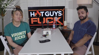 Hot guys fuck - a japán kiscsaj nagyon örül a hatalmas fasznak