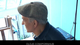 Oldje - Dupla vén himbilimbi a fiatal csajnak