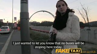 FakeTaxi - Fiatal ápoló kiscsaj kefél a taxiban