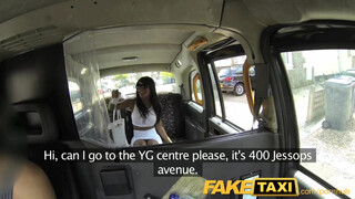 FakeTaxi - Kiki Minaj barna pinája megdugva