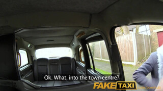FakeTaxi - cseh lány széttárja a lábait és mindent enged