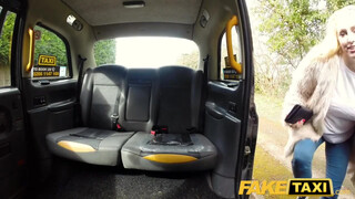 Fake Taxi - Hatalmas kannás világos szőke meghágva