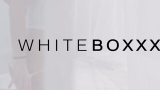 WhiteBoxxx - Sasha Rose orosz hölgyemény nem akar kimaradni a buliból