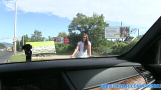PublicAgent - Vanessa a bombázó stoppos picsa