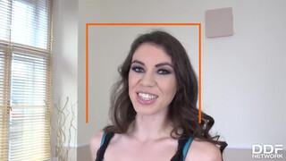 Tiffany Doll két pélót kap a análjába