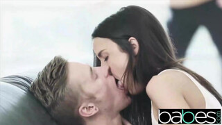 Babes - Dillion Harper és Mia Malkova hármasban