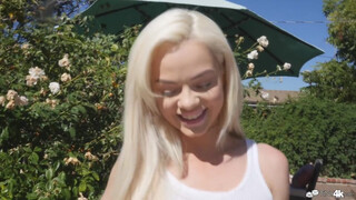 Elsa Jean és a kertész krapek méretes lőcse
