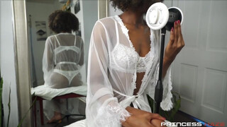 PrincessHaze a szexy csoki picsa