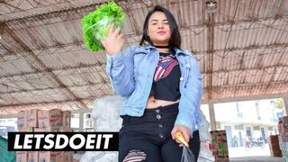 Forró latin amerikai milf xiomara soto olajos baszása az úton
