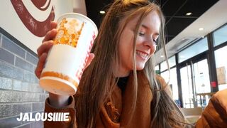 48 óra velem! a burger king pincérnő megveszteget egy vad baszással! - 8. rész - vlog