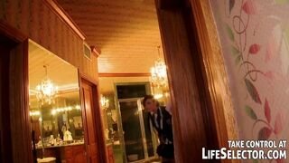 Finom kaland a Life Selector világában: Vad iskolás lányok legelső élményei Isis Taylorral és barátnőivel anális hármasban